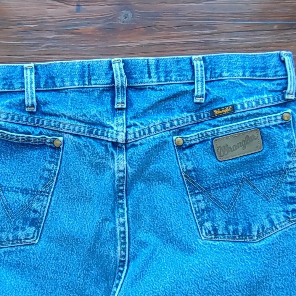 Wrangler Jeans George Straight Cowboy Cut Medium Blue Wash Denim  Men's 38 x 34